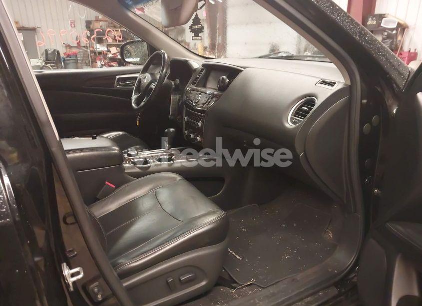 Photo 5 of 2013 Nissan Pathfinder SL (VIN 5N1AR2MM7DC638717)