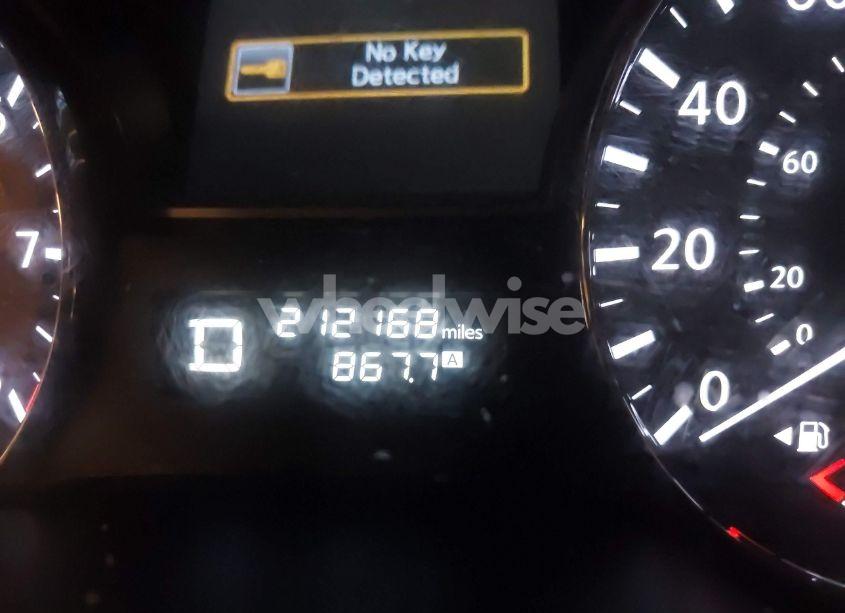 Photo 7 of 2013 Nissan Pathfinder SL (VIN 5N1AR2MM7DC638717)