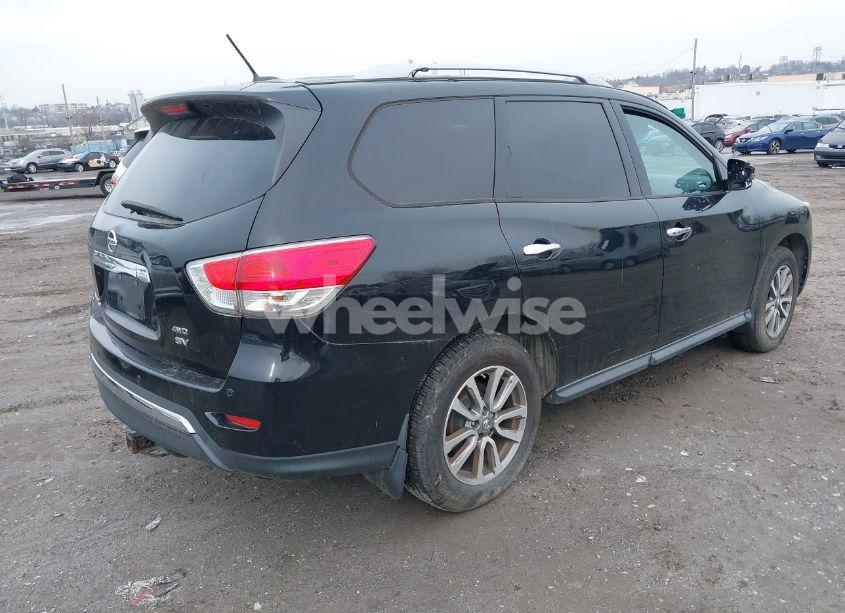 Photo 4 of 2013 Nissan Pathfinder SV (VIN 5N1AR2MM7DC683091)