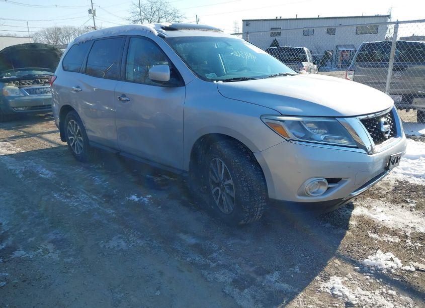 2013 Nissan Pathfinder S (VIN 5N1AR2MM7DC688369) main photo
