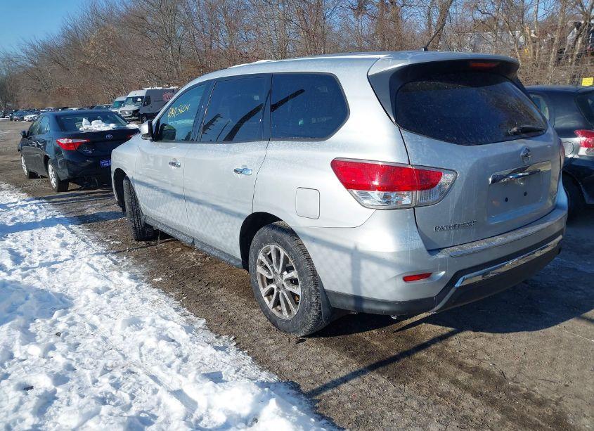 Photo 3 of 2013 Nissan Pathfinder S (VIN 5N1AR2MM7DC688369)
