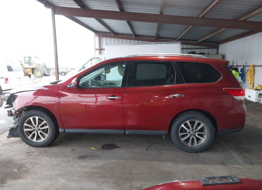 Photo 15 of 2014 Nissan Pathfinder SV (VIN 5N1AR2MM7EC601524)