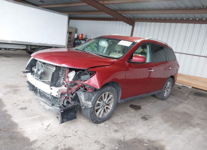 Photo 2 of 2014 Nissan Pathfinder SV (VIN 5N1AR2MM7EC601524)