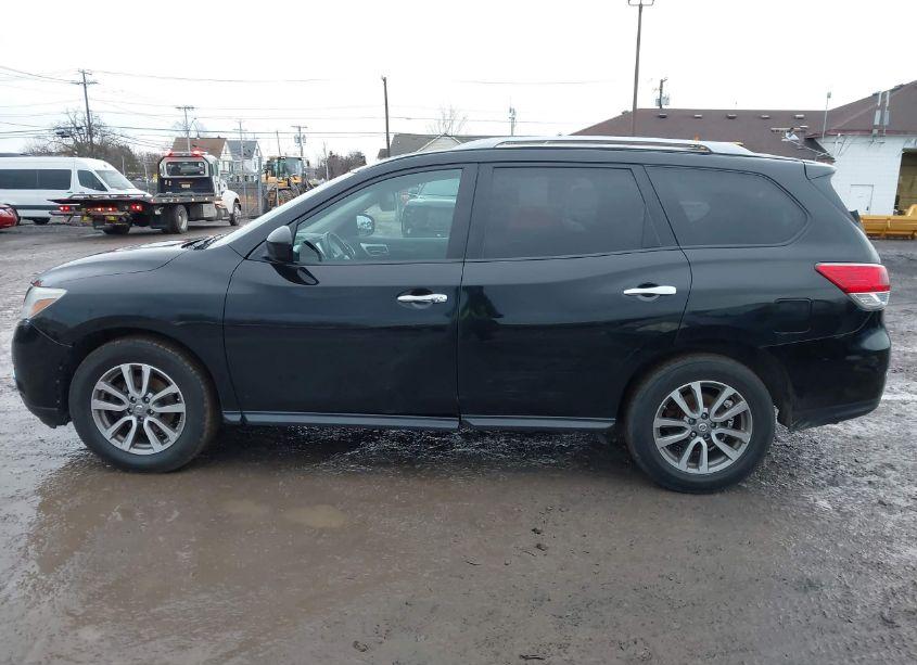 Photo 14 of 2014 Nissan Pathfinder SV (VIN 5N1AR2MM7EC622664)