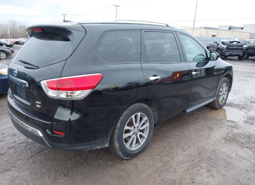 Photo 4 of 2014 Nissan Pathfinder SV (VIN 5N1AR2MM7EC622664)