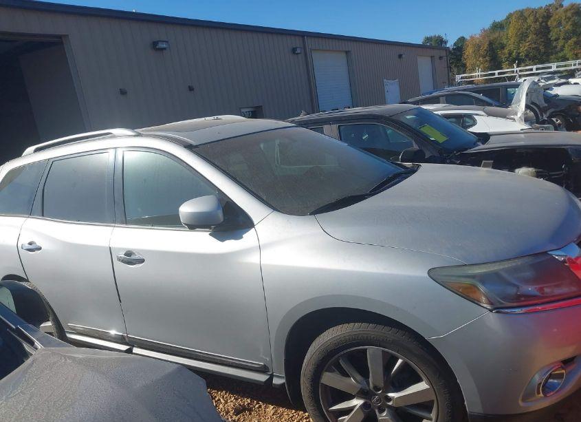 Photo 13 of 2014 Nissan Pathfinder (VIN 5N1AR2MM7EC624088)