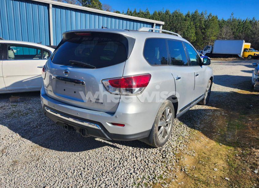 Photo 4 of 2014 Nissan Pathfinder (VIN 5N1AR2MM7EC624088)