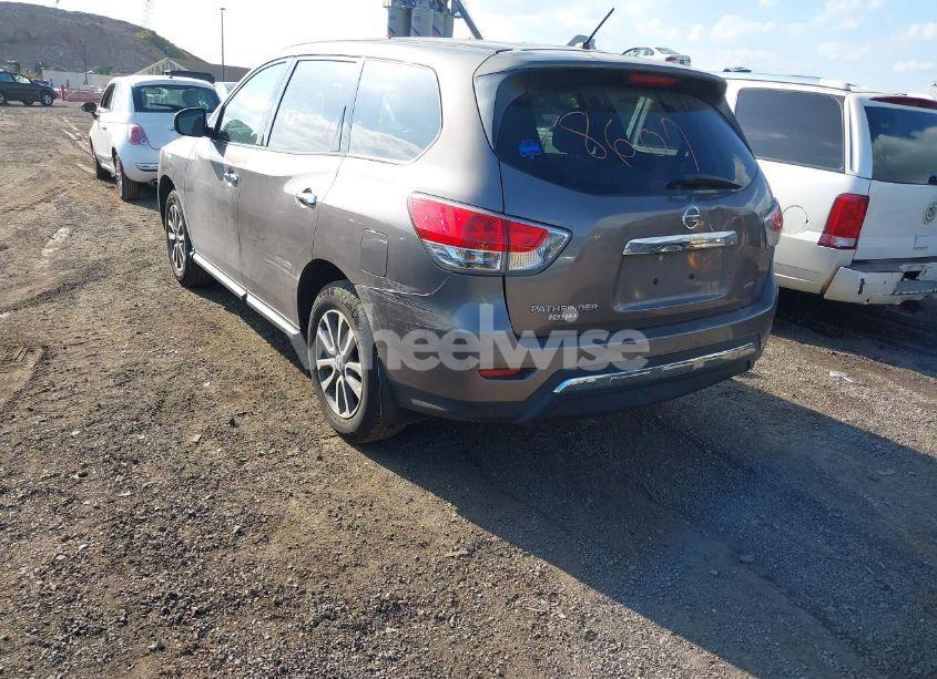 Photo 3 of 2014 Nissan Pathfinder S (VIN 5N1AR2MM7EC637407)