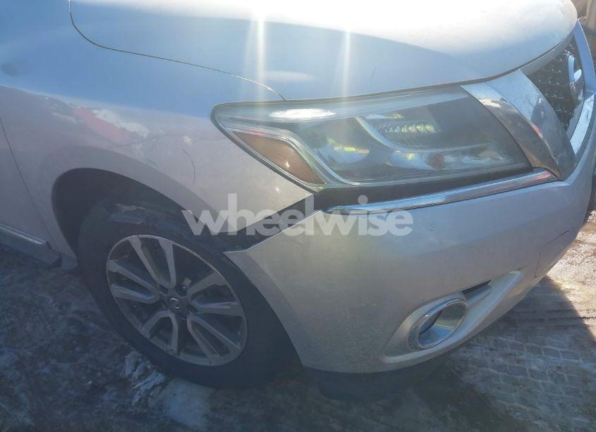 Photo 6 of 2014 Nissan Pathfinder PLATINUM (VIN 5N1AR2MM7EC644325)