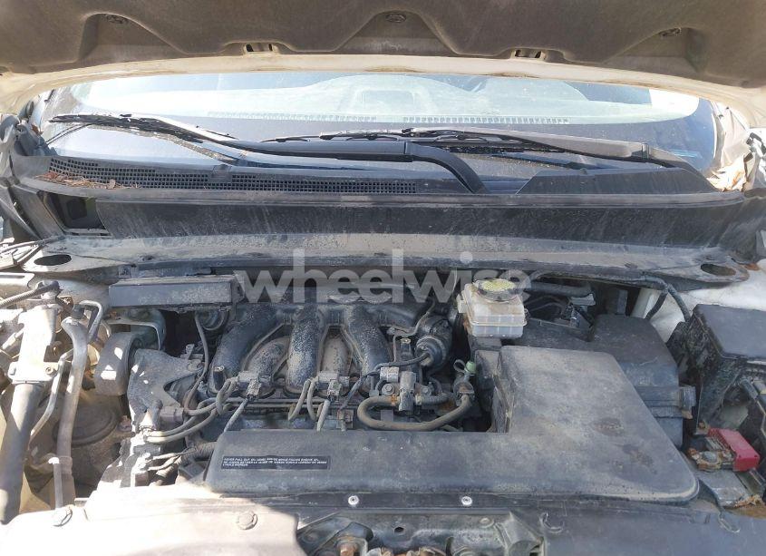 Photo 10 of 2014 Nissan Pathfinder SV (VIN 5N1AR2MM7EC648200)