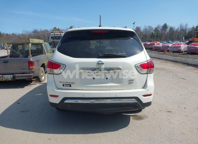 Photo 15 of 2014 Nissan Pathfinder SV (VIN 5N1AR2MM7EC648200)