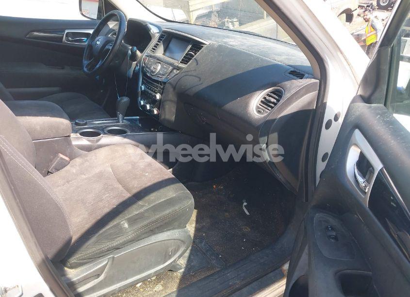 Photo 5 of 2014 Nissan Pathfinder SV (VIN 5N1AR2MM7EC648200)