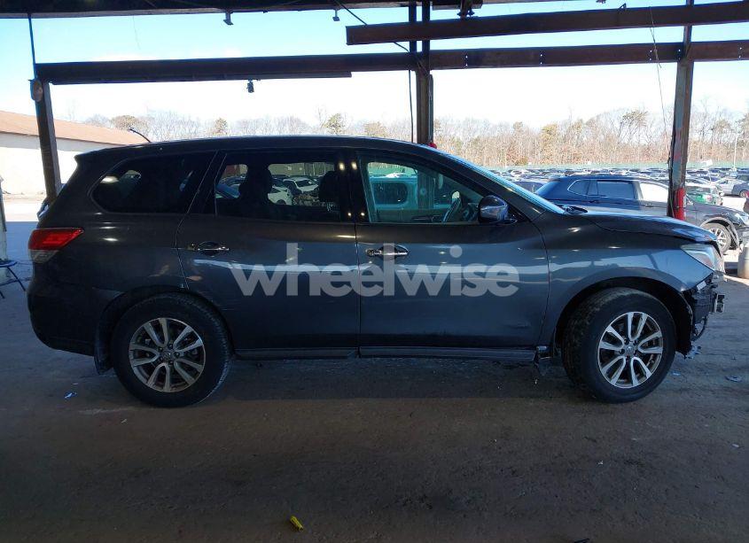 Photo 13 of 2014 Nissan Pathfinder S (VIN 5N1AR2MM7EC648441)