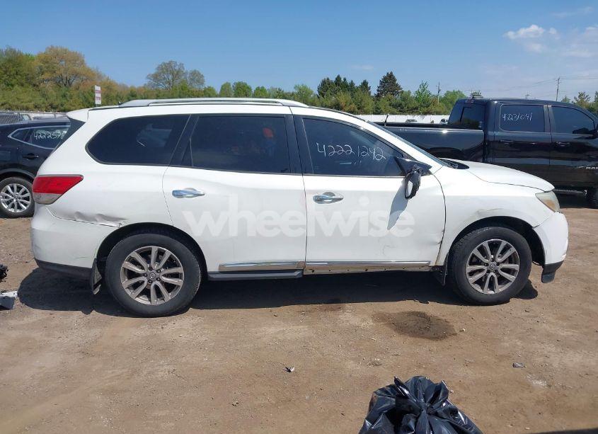 Photo 13 of 2014 Nissan Pathfinder SL (VIN 5N1AR2MM7EC703101)