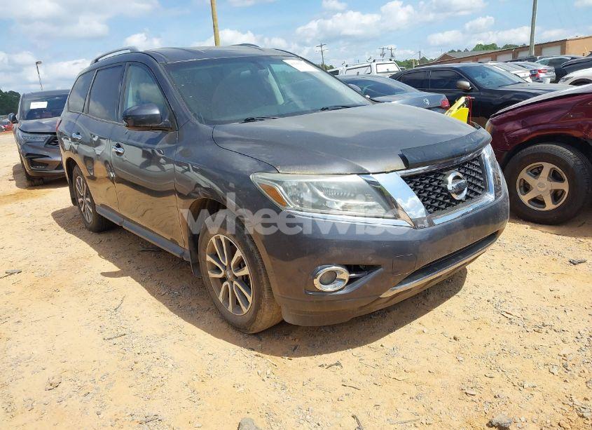 2014 Nissan Pathfinder SV (VIN 5N1AR2MM7EC710811) main photo
