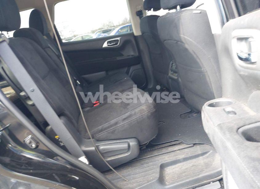 Photo 8 of 2014 Nissan Pathfinder S (VIN 5N1AR2MM7EC723543)