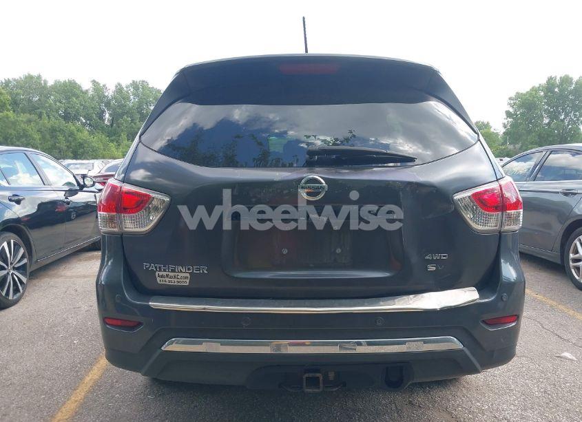 Photo 6 of 2014 Nissan Pathfinder SV (VIN 5N1AR2MM7EC723672)