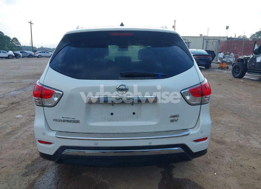 Photo 16 of 2014 Nissan Pathfinder SV (VIN 5N1AR2MM7EC729102)
