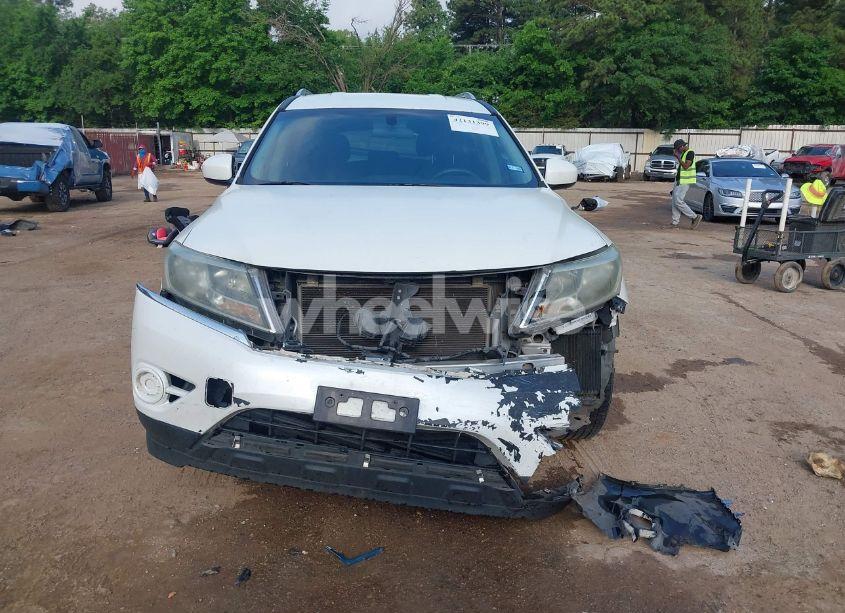 Photo 6 of 2014 Nissan Pathfinder SV (VIN 5N1AR2MM7EC729102)