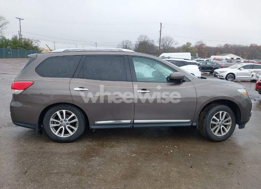 Photo 13 of 2015 Nissan Pathfinder SL (VIN 5N1AR2MM7FC604148)