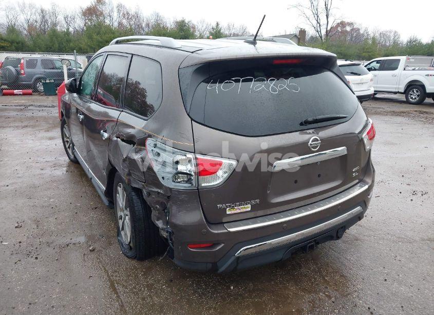 Photo 3 of 2015 Nissan Pathfinder SL (VIN 5N1AR2MM7FC604148)