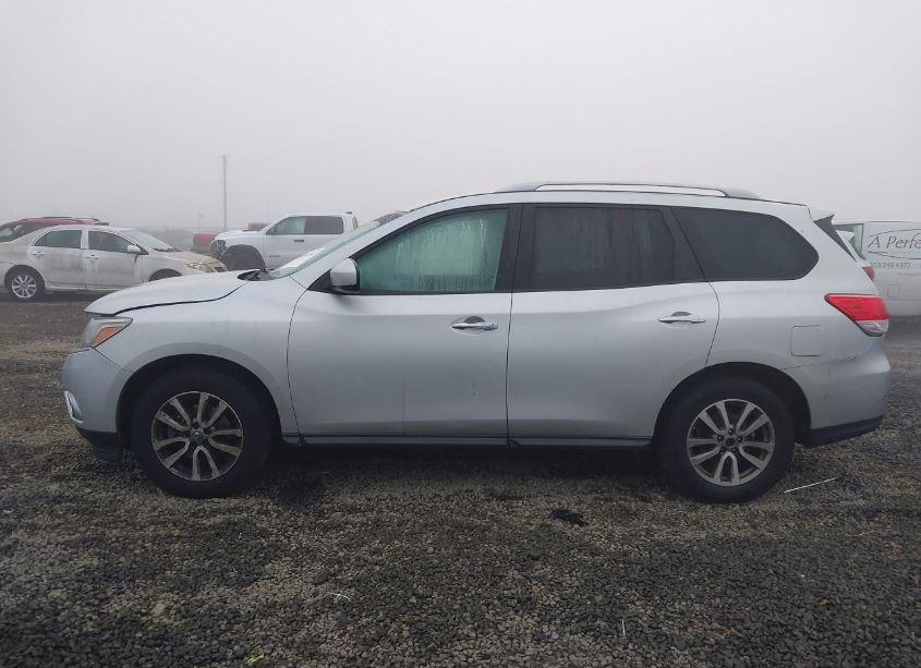 Photo 14 of 2015 Nissan Pathfinder PLATINUM/S/SL/SV (VIN 5N1AR2MM7FC646755)