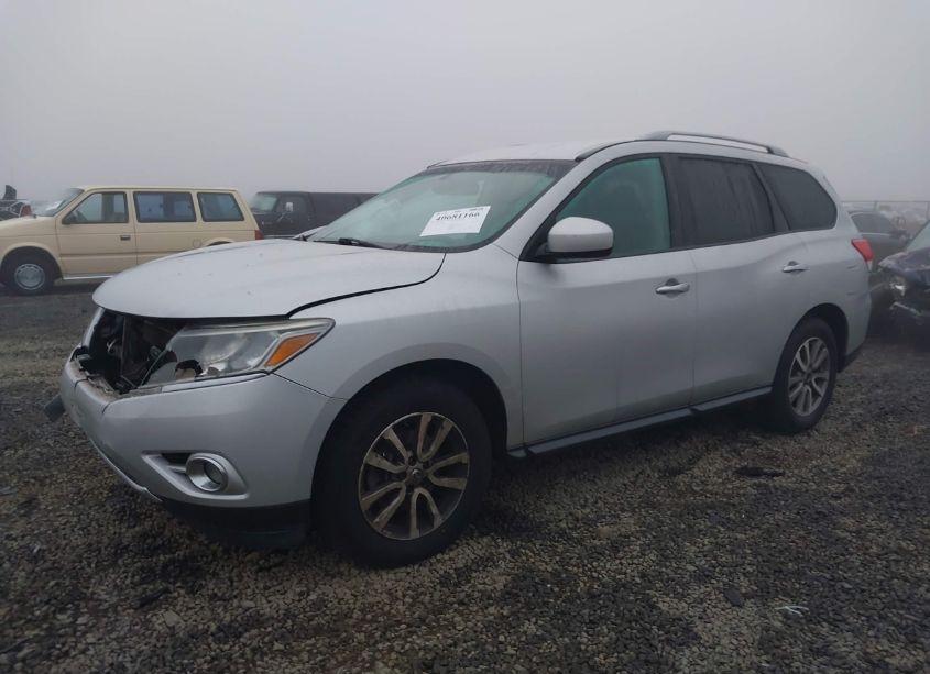 Photo 2 of 2015 Nissan Pathfinder PLATINUM/S/SL/SV (VIN 5N1AR2MM7FC646755)