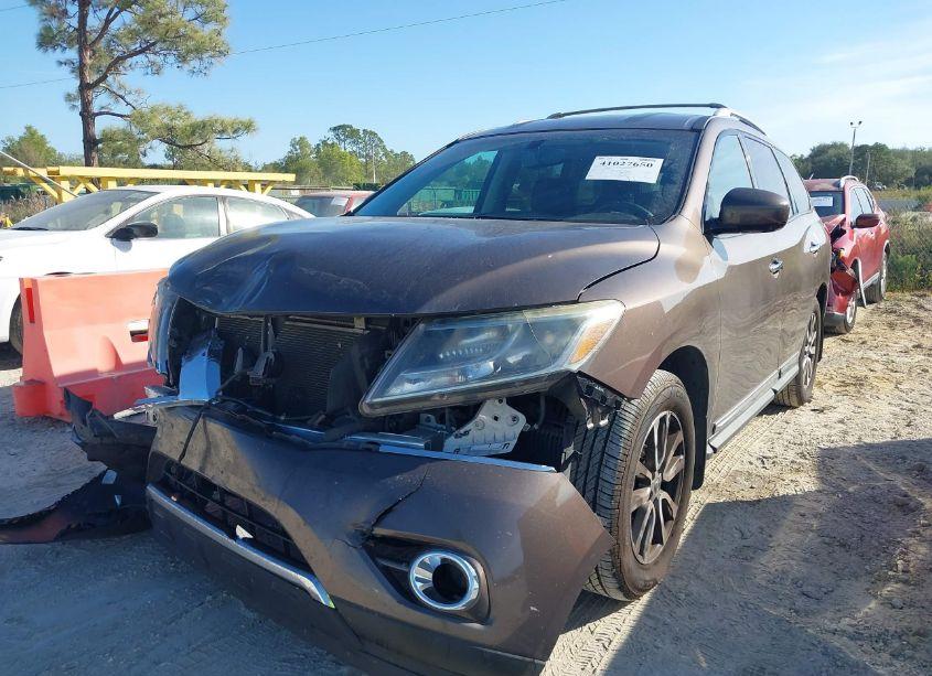 Photo 2 of 2015 Nissan Pathfinder SL (VIN 5N1AR2MM7FC655343)
