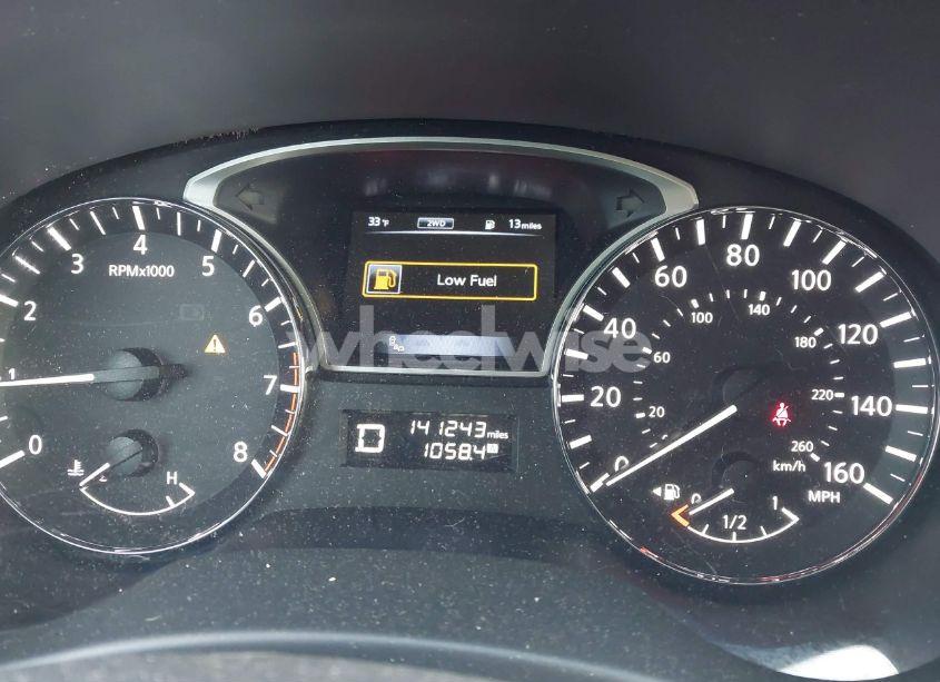 Photo 7 of 2015 Nissan Pathfinder SL (VIN 5N1AR2MM7FC672174)