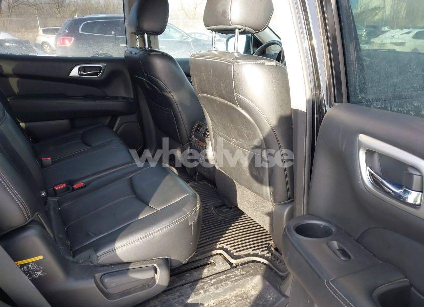 Photo 8 of 2015 Nissan Pathfinder SL (VIN 5N1AR2MM7FC672174)