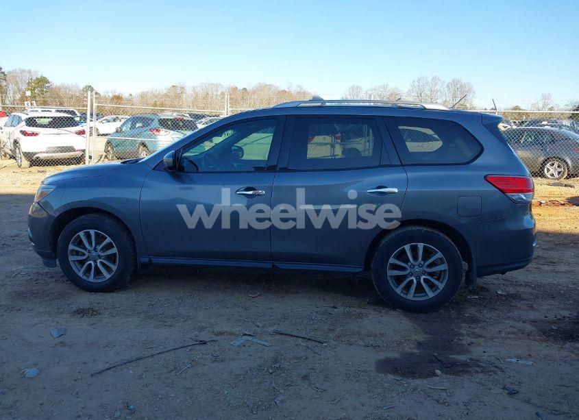 Photo 14 of 2015 Nissan Pathfinder S (VIN 5N1AR2MM7FC723205)