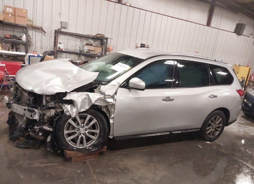 Photo 14 of 2016 Nissan Pathfinder (VIN 5N1AR2MM7GC621601)