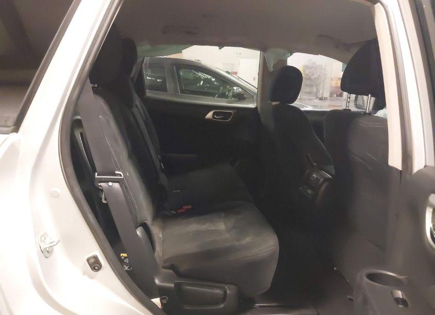 Photo 8 of 2016 Nissan Pathfinder (VIN 5N1AR2MM7GC621601)