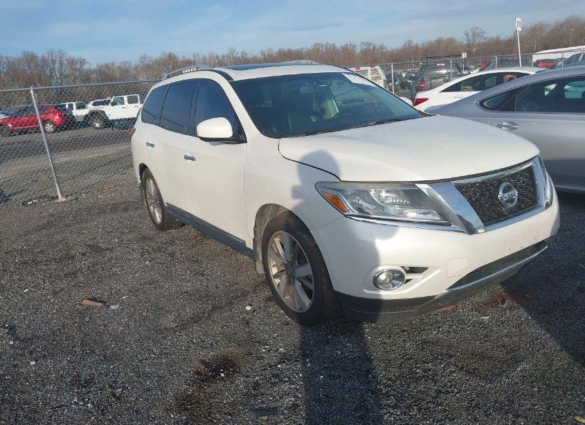 2016 Nissan Pathfinder PLATINUM (VIN 5N1AR2MM7GC627785) main photo