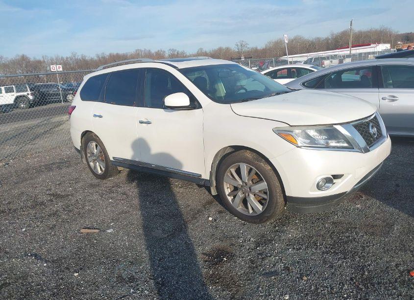 Photo 13 of 2016 Nissan Pathfinder PLATINUM (VIN 5N1AR2MM7GC627785)