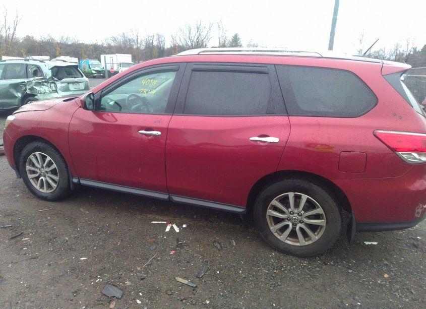 Photo 14 of 2016 Nissan Pathfinder SV (VIN 5N1AR2MM7GC636440)