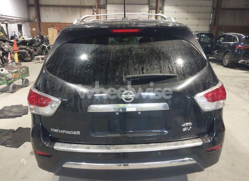 Photo 16 of 2016 Nissan Pathfinder SV (VIN 5N1AR2MM7GC665002)