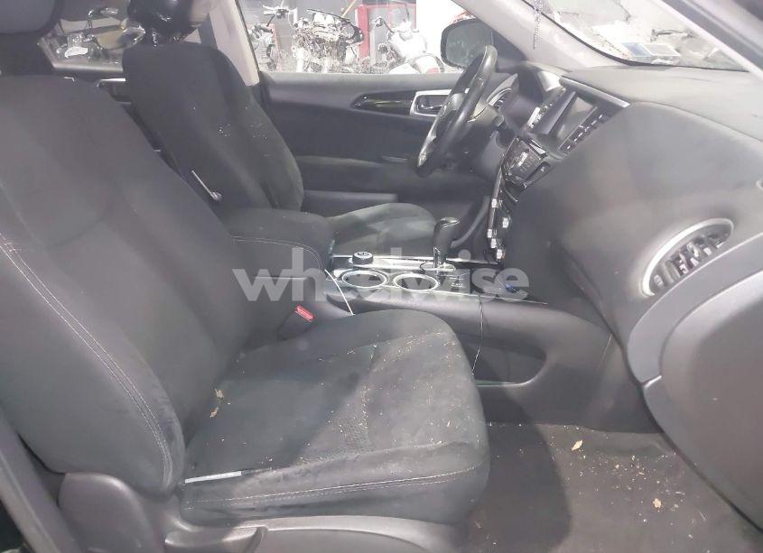 Photo 5 of 2016 Nissan Pathfinder SV (VIN 5N1AR2MM7GC665002)