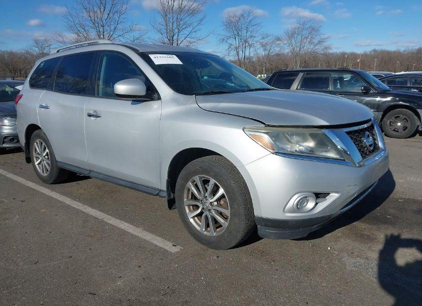 Photo 6 of 2013 Nissan Pathfinder SV (VIN 5N1AR2MM8DC620226)