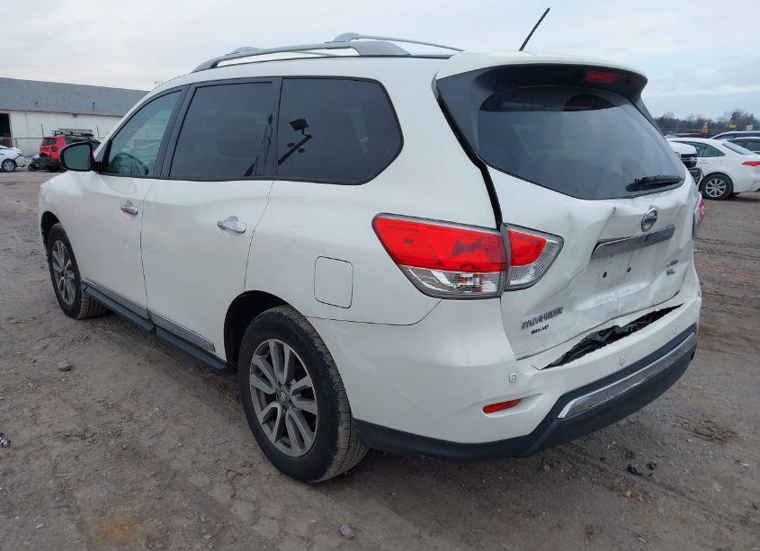 Photo 3 of 2013 Nissan Pathfinder SL (VIN 5N1AR2MM8DC642677)