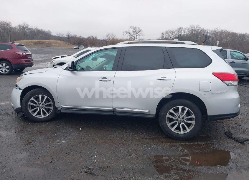 Photo 13 of 2013 Nissan Pathfinder SL (VIN 5N1AR2MM8DC650701)