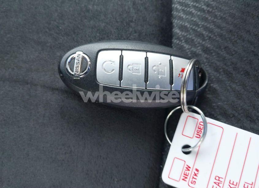 Photo 11 of 2013 Nissan Pathfinder SV (VIN 5N1AR2MM8DC667465)