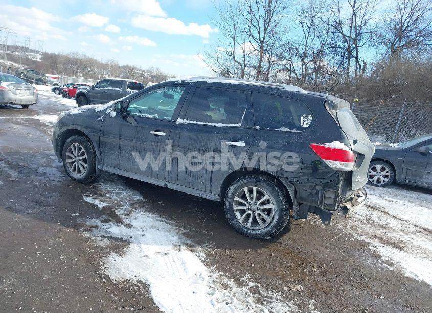 Photo 3 of 2013 Nissan Pathfinder SV (VIN 5N1AR2MM8DC667465)