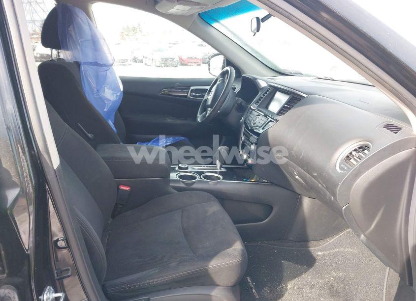 Photo 5 of 2013 Nissan Pathfinder SV (VIN 5N1AR2MM8DC667465)