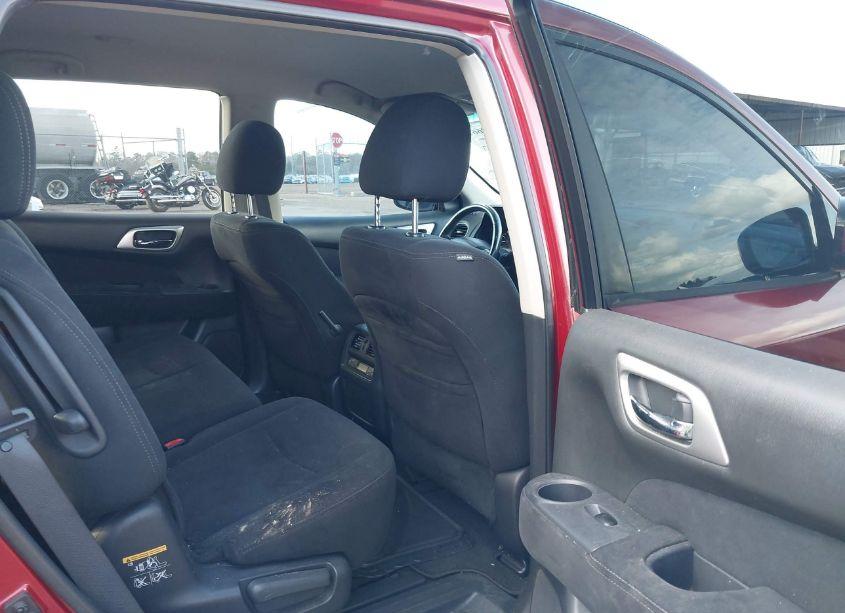 Photo 8 of 2013 Nissan Pathfinder SV (VIN 5N1AR2MM8DC675288)