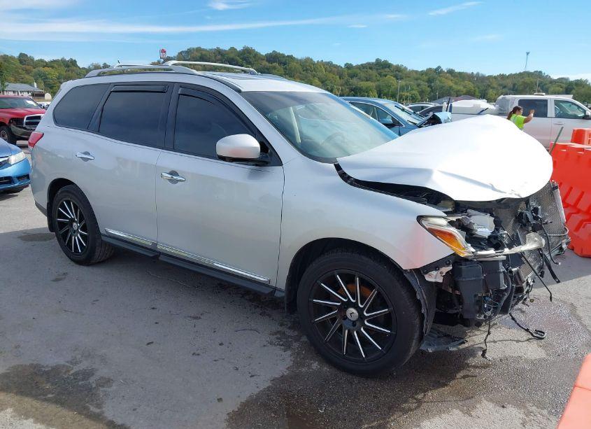 2013 Nissan Pathfinder PLATINUM (VIN 5N1AR2MM8DC676683) main photo