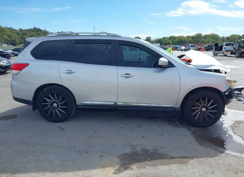 Photo 14 of 2013 Nissan Pathfinder PLATINUM (VIN 5N1AR2MM8DC676683)