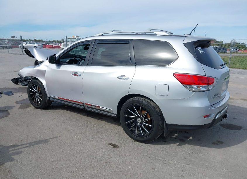 Photo 3 of 2013 Nissan Pathfinder PLATINUM (VIN 5N1AR2MM8DC676683)