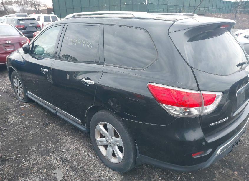 Photo 3 of 2014 Nissan Pathfinder SL (VIN 5N1AR2MM8EC631101)