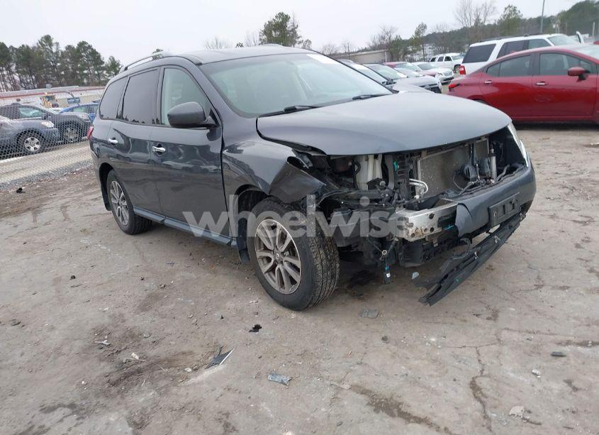 2014 Nissan Pathfinder SV (VIN 5N1AR2MM8EC666107) main photo